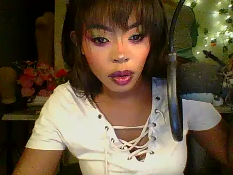 Anaconda2350: онлайн-секс-чат