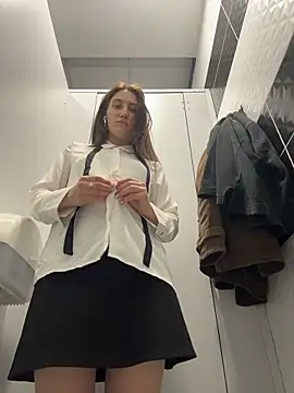 Tiny_Anny Chat XXX in diretta