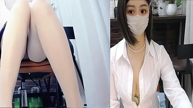 Latte-01 Chat XXX in diretta