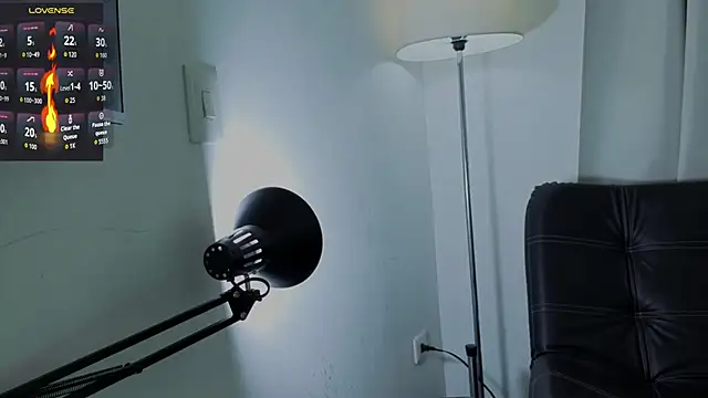 sary_hott_'s Live XXX Chat