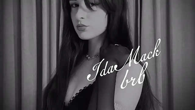 IdaMack Live XXX Chat