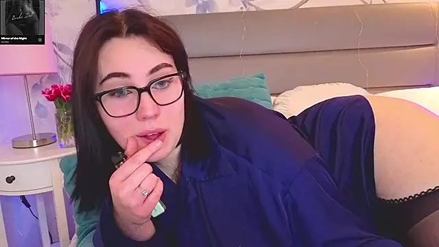 Czat XXX na żywo – Shiraazsh_