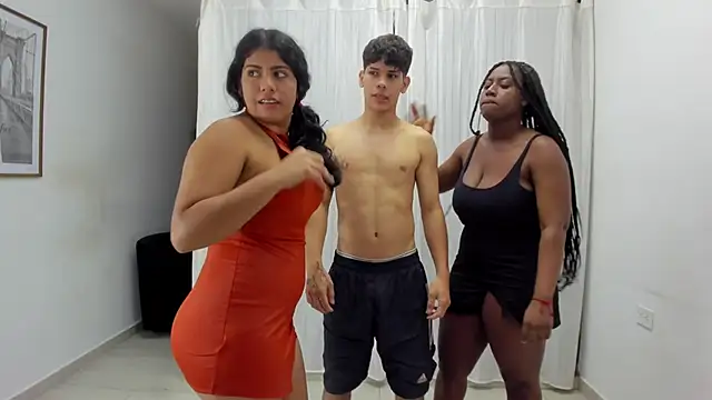 Show webcam de Latinhot_crazysex