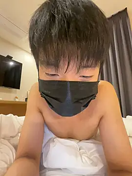 Show modela lilboy06@xh na web-kameri