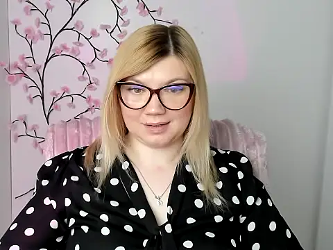 Lola_moree – Naživo XXX chat