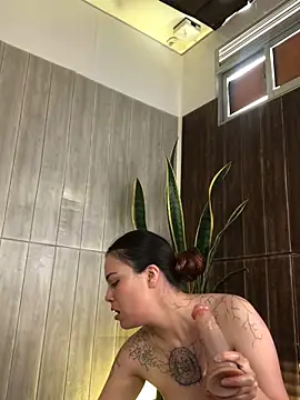 AylinCollins' Live XXX Chat