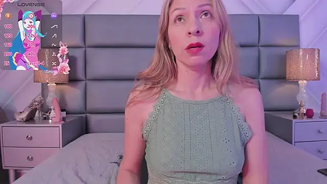 AlexaFoxx_: онлайн-секс-чат