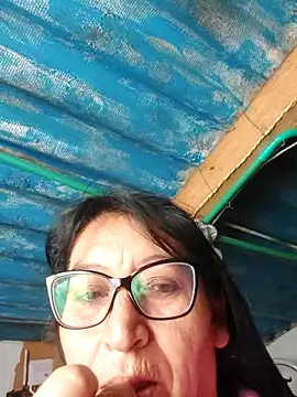 clarita_01 Chat XXX in diretta