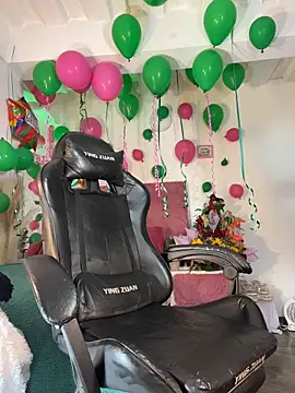 karinacortes: απευθείας συνομιλία ΧΧΧ