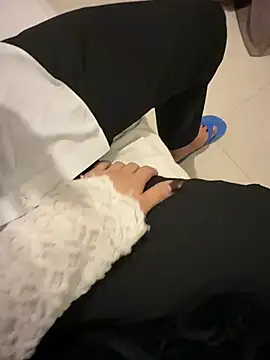 Meii-meyy élő XXX-chatje