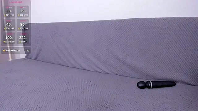 Chat XXX en directo de kira_montelle