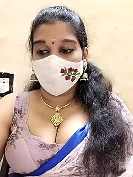 amelia-rani Show in webcam