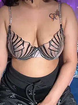 Squirt_Queen_X – Live XXX-chat