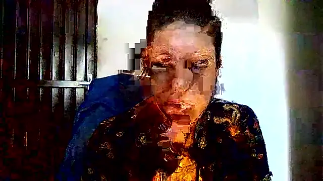 Submersidollx's Webcam Show