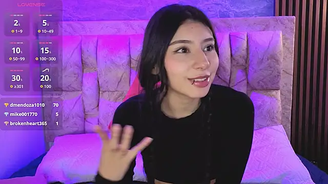 Chat +18 de chloe_bluee_ ao vivo