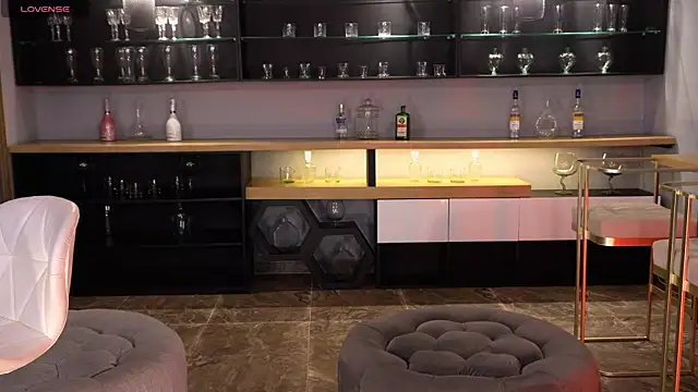 NaomiSainz's Live XXX Chat