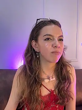 kittyblooms Adlı Modelin Canlı XXX Sohbeti