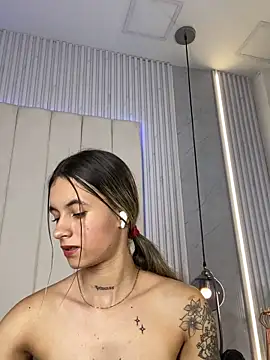 Živý XXX chat JuliaColemann