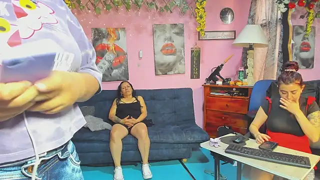 Chat XXX ao vivo de lesbiancuple