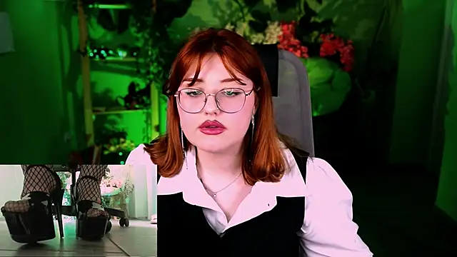 دردشة StaceyJensen الجنسية المباشرة