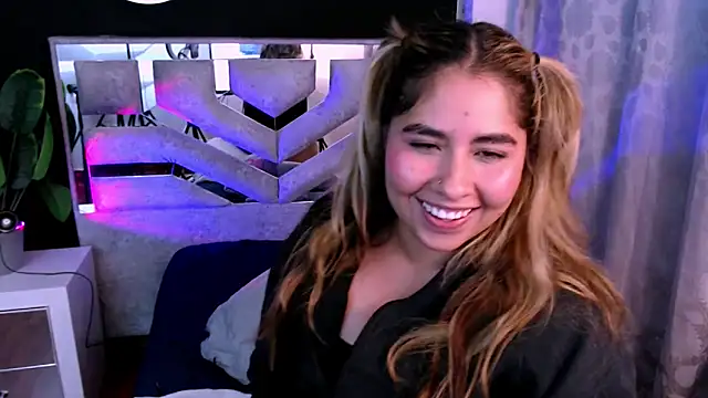 Sofiazaf_'s Live XXX Chat