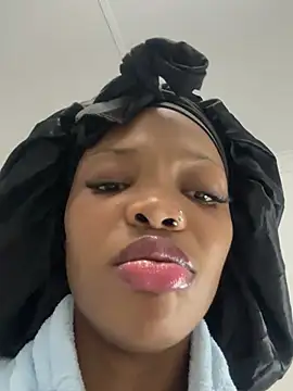 Chatroom XXX en direct de MelaninBomb