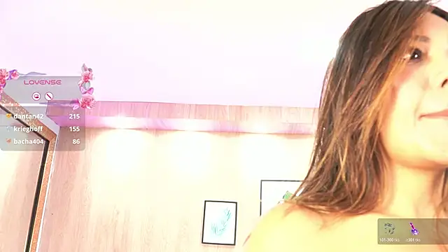 SilviaStoneX élő XXX-chatje