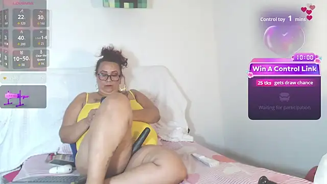 BiirdyDavisn Live XXX chat