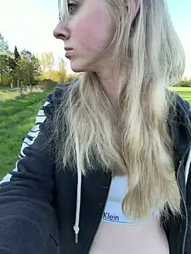 LinaLeana Webcam-Show