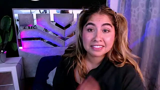 Czat XXX na żywo – Sofiazaf_