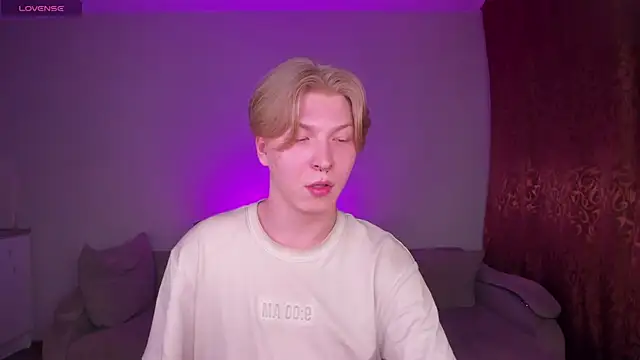 TheMikeSever Pertunjukan Webcam