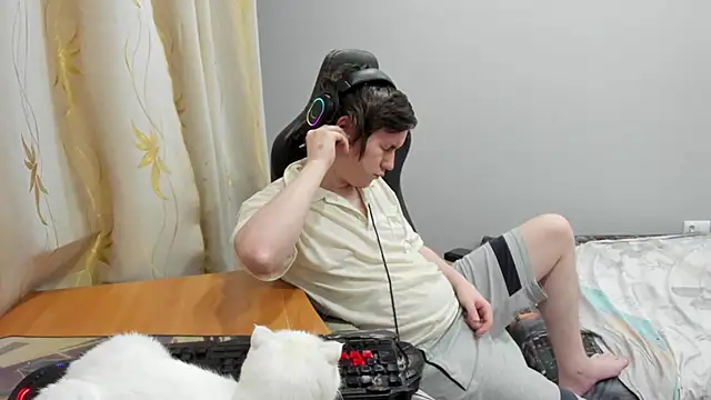 Chatroom XXX en direct de iliaskrislove