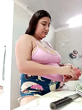 Pertunjukan Kamera Web Sara_y_Amy