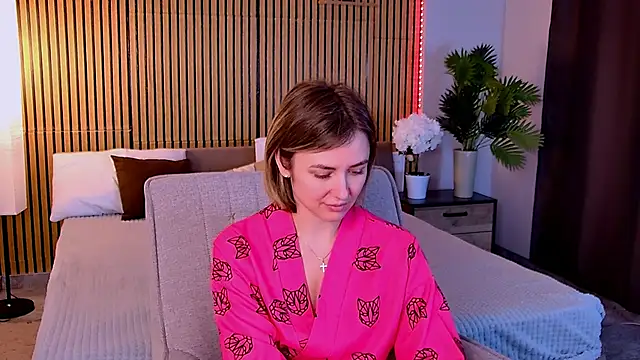 EmeraldGlow: онлайн-секс-чат