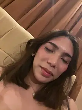 SideChick_Bunny 即時 XXX 聊天