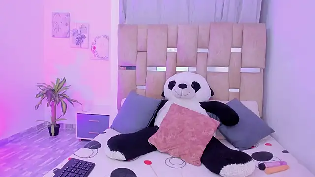 Katerosse2n Live XXX chat