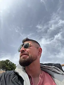 Show modela Jesssexboy na web-kameri