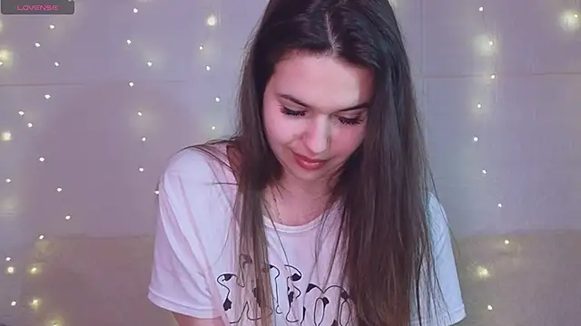 XXX chat uživo modela Minne__mouse