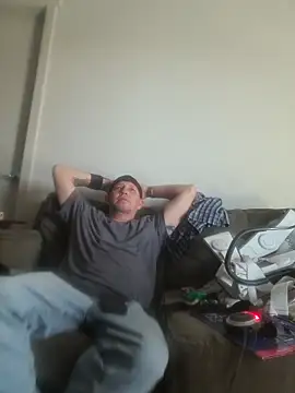 yourMasterisBored live XXX chat