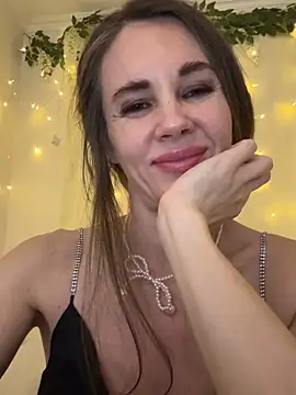 LucieMack – Naživo XXX chat