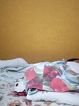 Chat +18 de LiluHot ao vivo