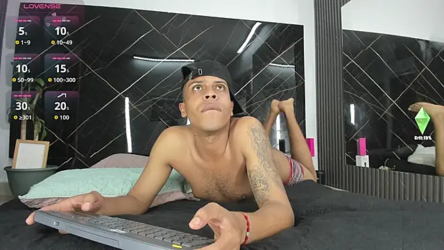 ada-brooke Chat XXX in diretta