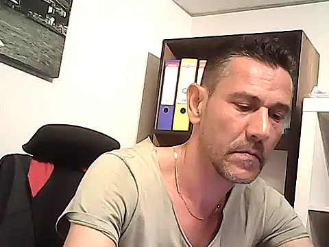 Show modela mastercharisma35 na web-kameri