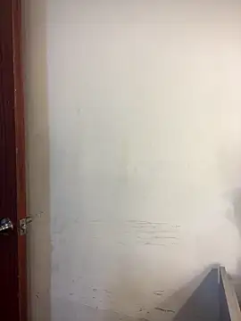 Emi_rousse live XXX chat