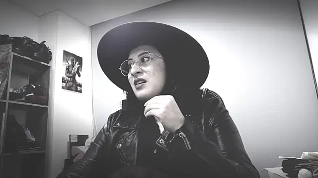 Scarlett_Sen Chat XXX in diretta