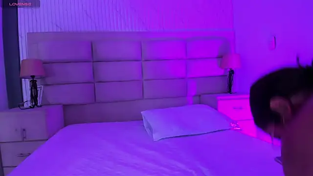 CarolineFyre লাইভ XXX চ্যাট