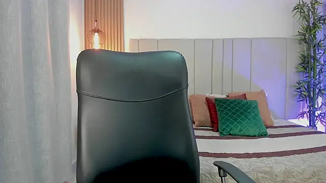 Chat +18 de Victoria_Rosee ao vivo