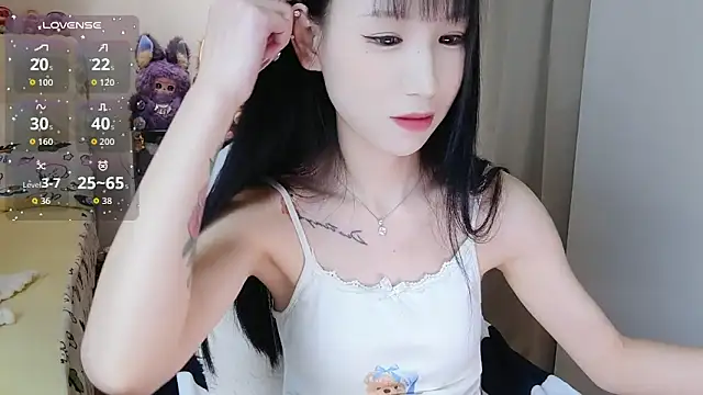 Živý XXX chat M-OTT_