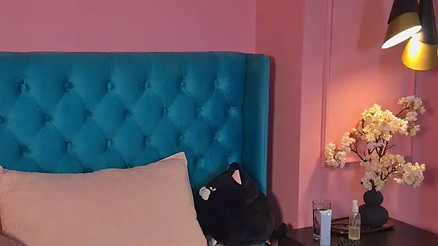 Chat XXX en directo de Roxy_Wilde