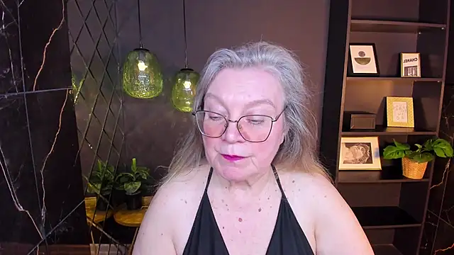 NataliMellow: вебкам-шоу